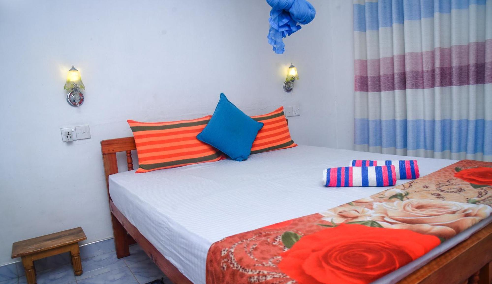 Eco Salient View Bed & Breakfast เอลลา ภายนอก รูปภาพ