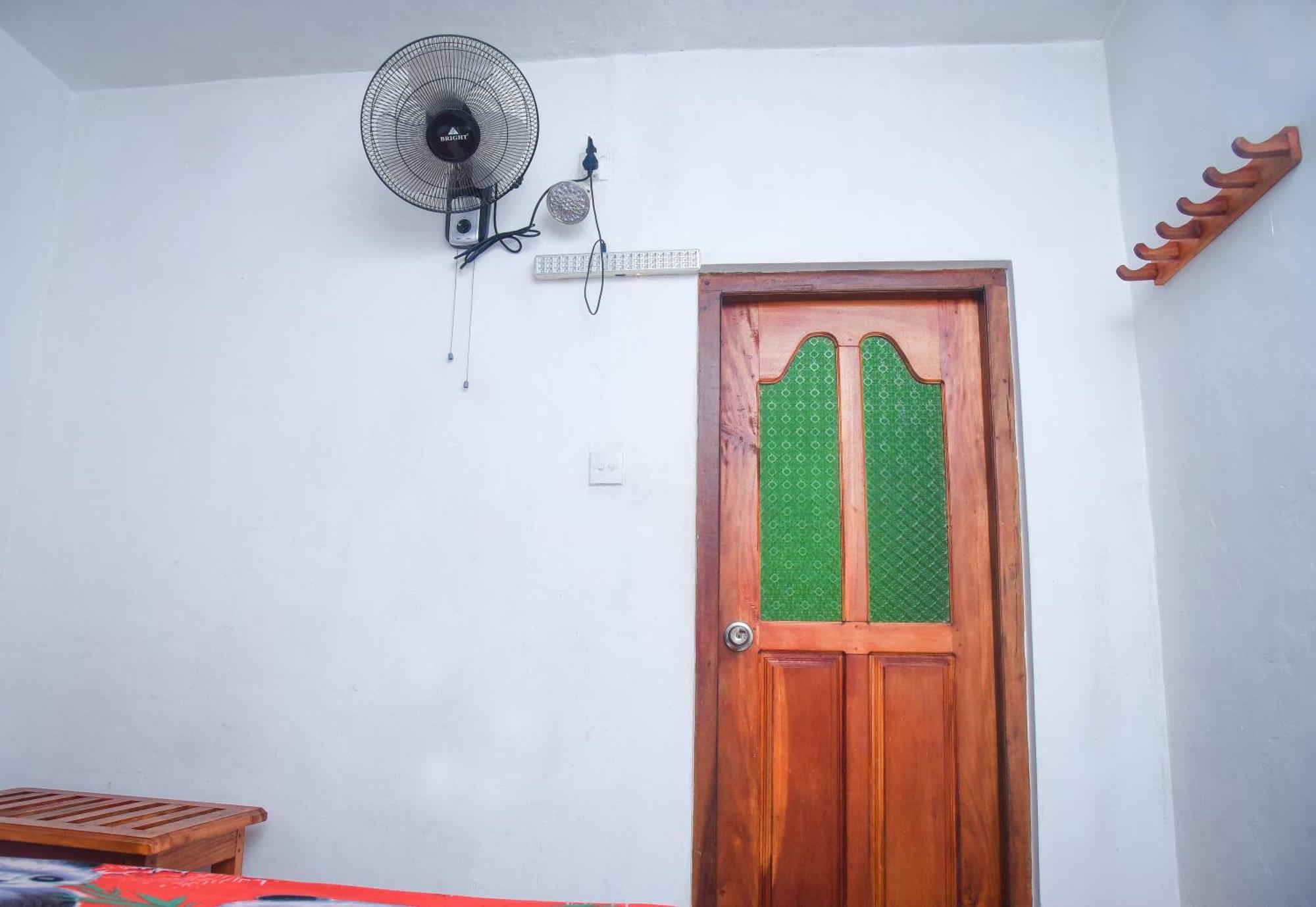 Eco Salient View Bed & Breakfast เอลลา ภายนอก รูปภาพ