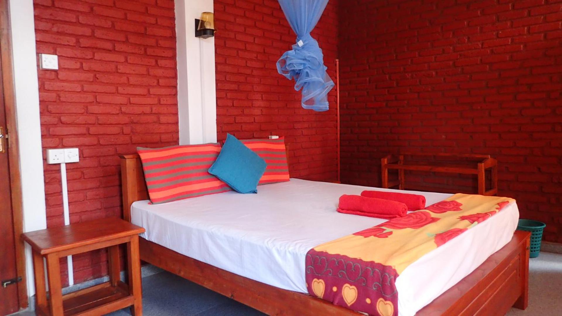 Eco Salient View Bed & Breakfast เอลลา ภายนอก รูปภาพ