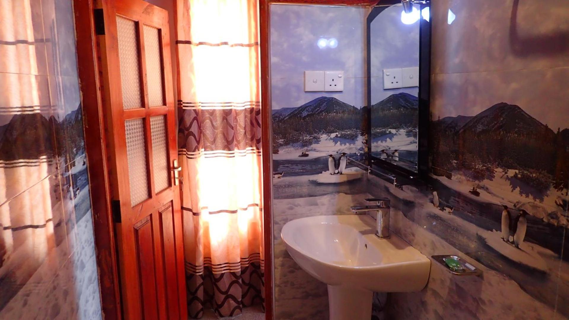 Eco Salient View Bed & Breakfast เอลลา ภายนอก รูปภาพ