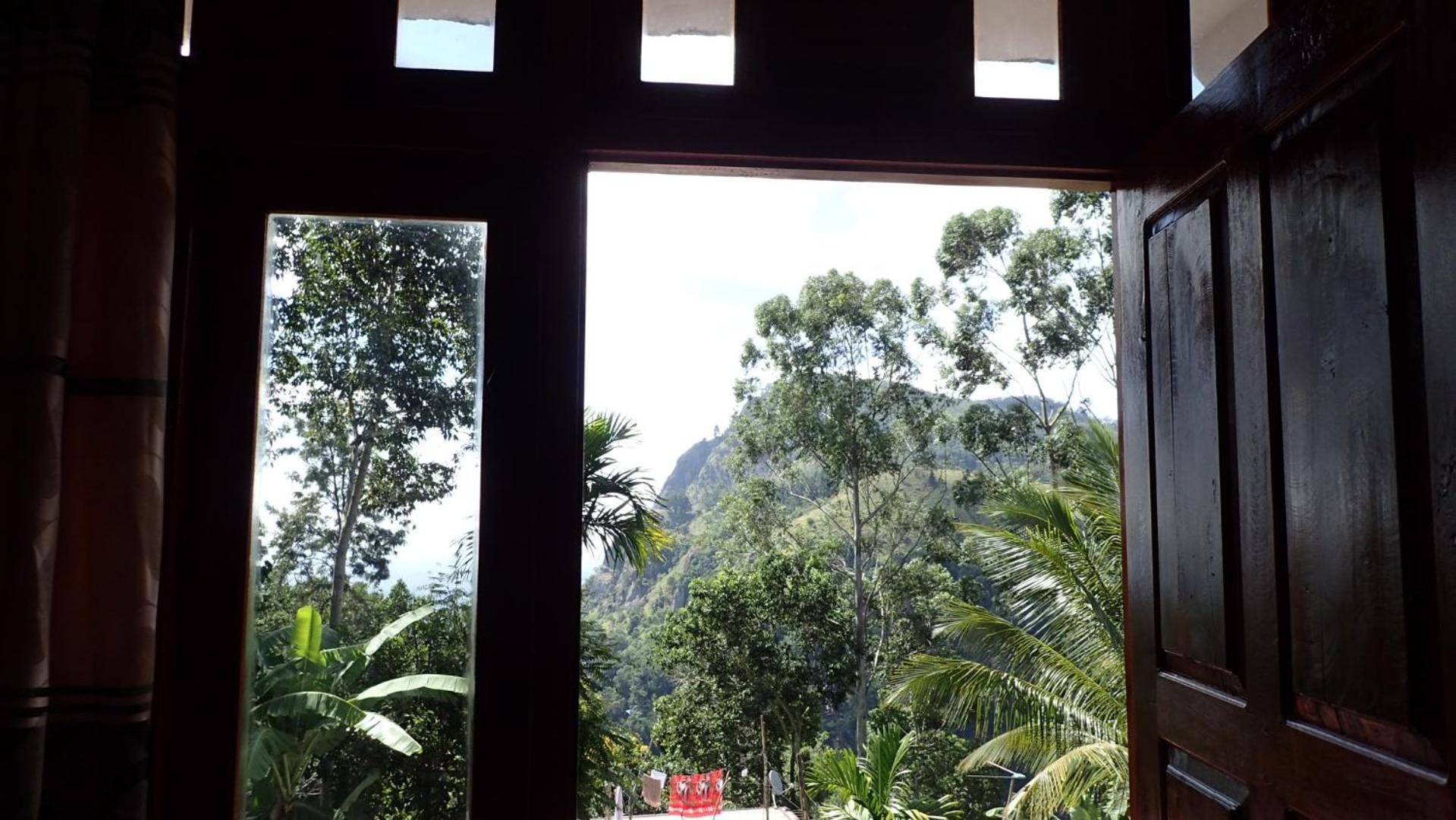 Eco Salient View Bed & Breakfast เอลลา ภายนอก รูปภาพ